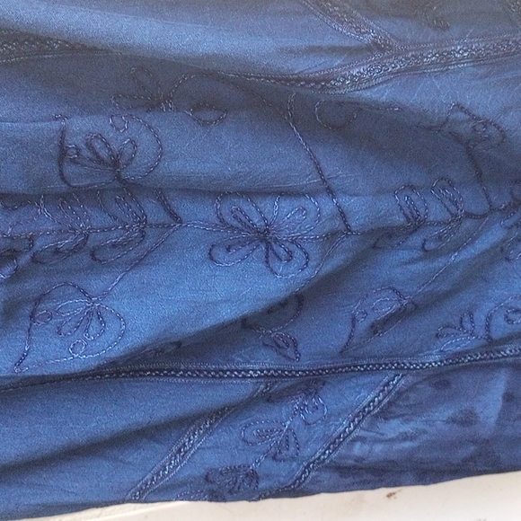 Gorgeous Navy Blue Long Skirt - Picture 3 of 6